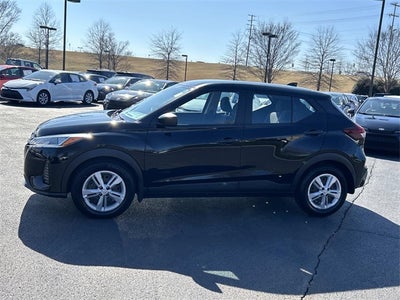 2022 Nissan Kicks S