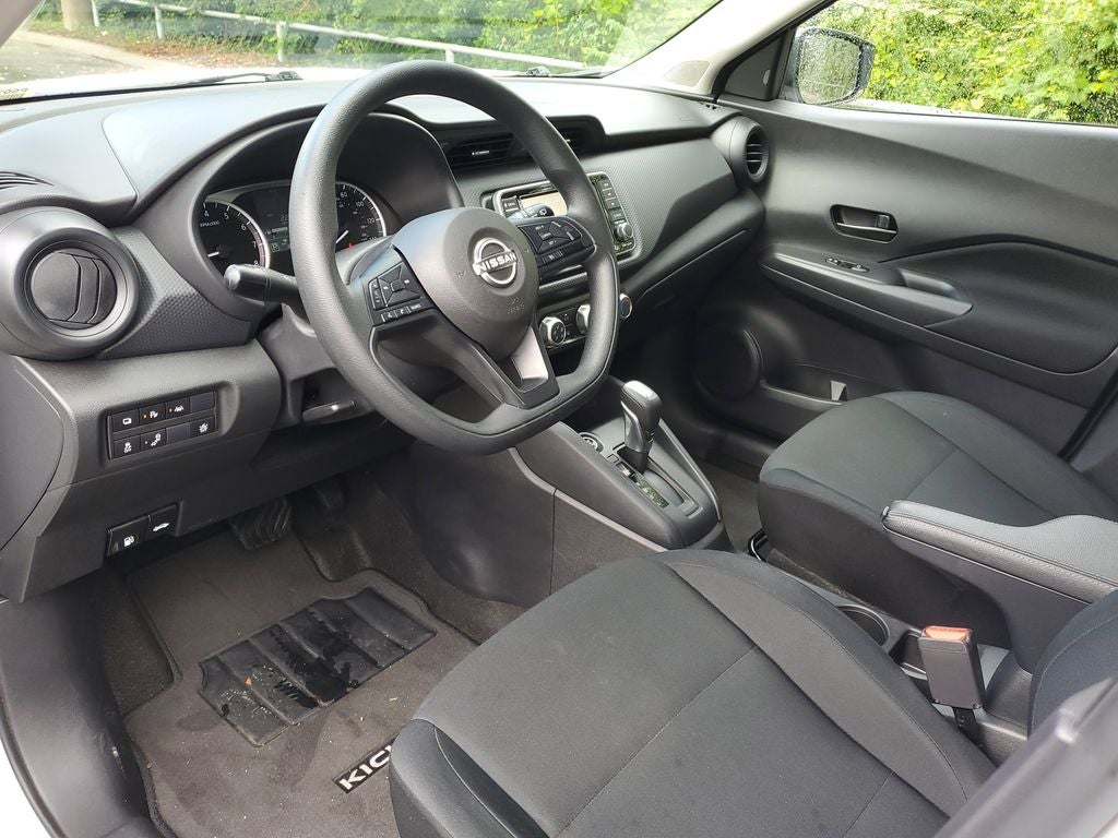 2024 Nissan Kicks S