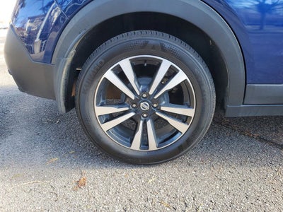 2019 Nissan Kicks SR