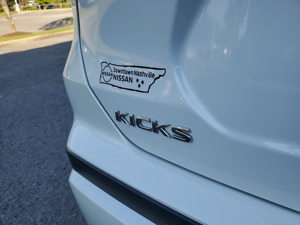 2023 Nissan Kicks SV