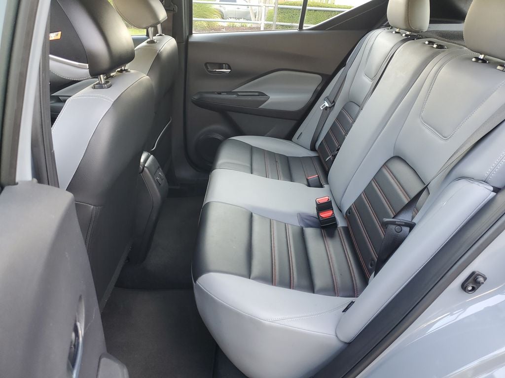 2021 Nissan Kicks SR