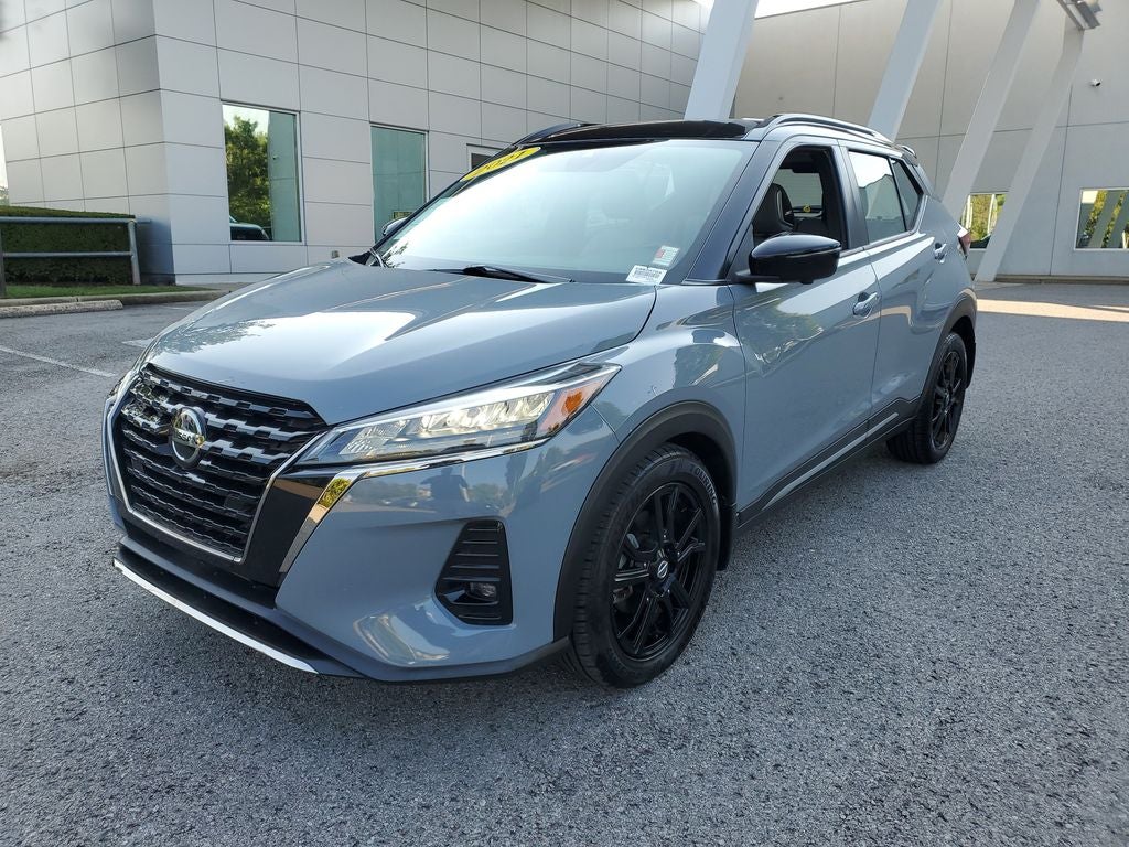 2021 Nissan Kicks SR