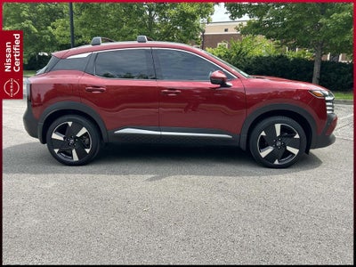 2025 Nissan Kicks SR