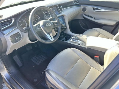 2023 INFINITI QX50 LUXE