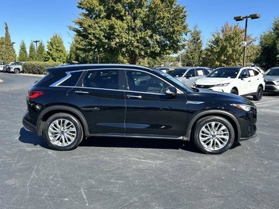 2023 INFINITI QX50 LUXE