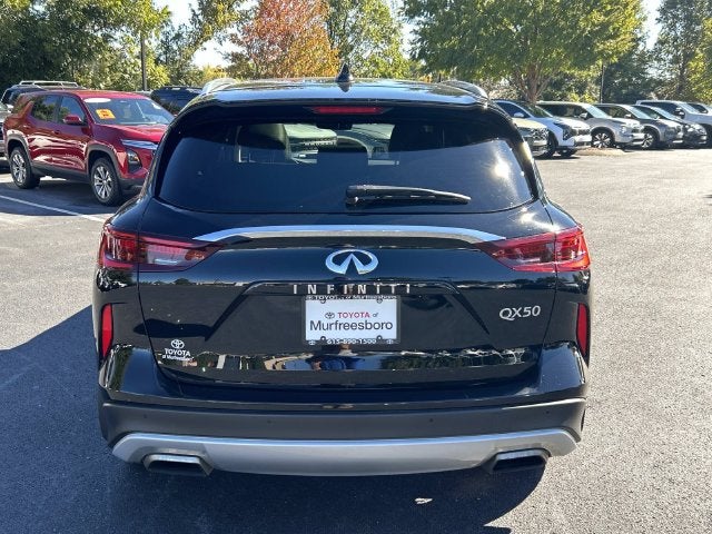 2023 INFINITI QX50 LUXE