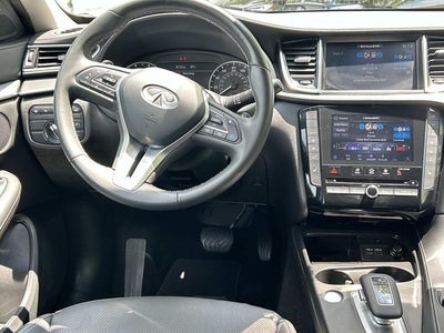 2025 INFINITI QX50 LUXE