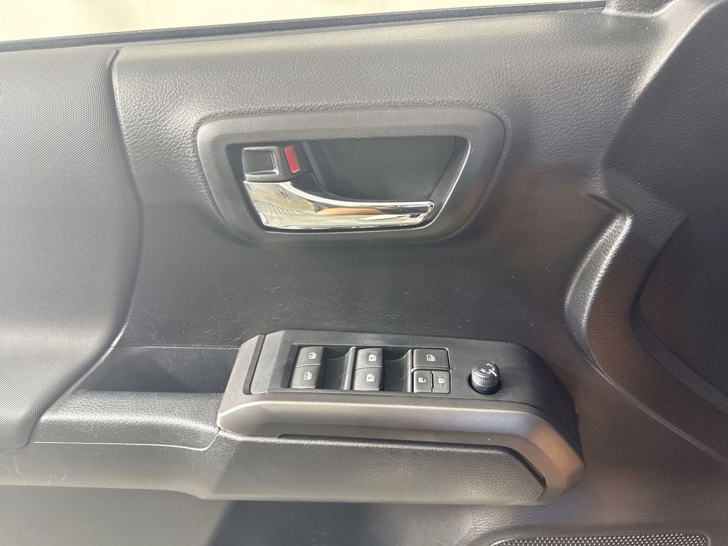2022 Toyota Tacoma TRD Sport V6