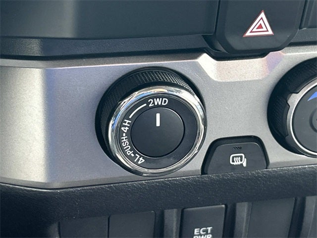 2022 Toyota Tacoma SR V6