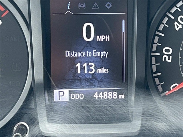 2022 Toyota Tacoma SR V6