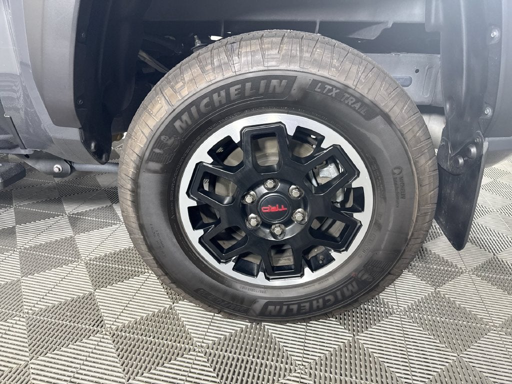 2025 Toyota Tacoma Hybrid TRD Off Road
