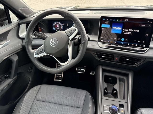2025 Volkswagen Tiguan 2.0T SE R-Line Black