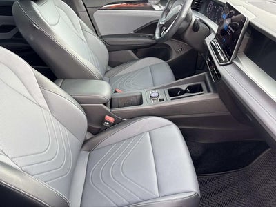 2025 Volkswagen Tiguan 2.0T SE R-Line Black