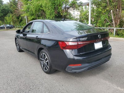 2025 Volkswagen Jetta 1.5T SE