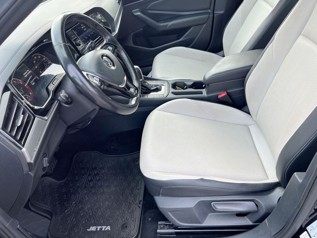 2019 Volkswagen Jetta R-Line