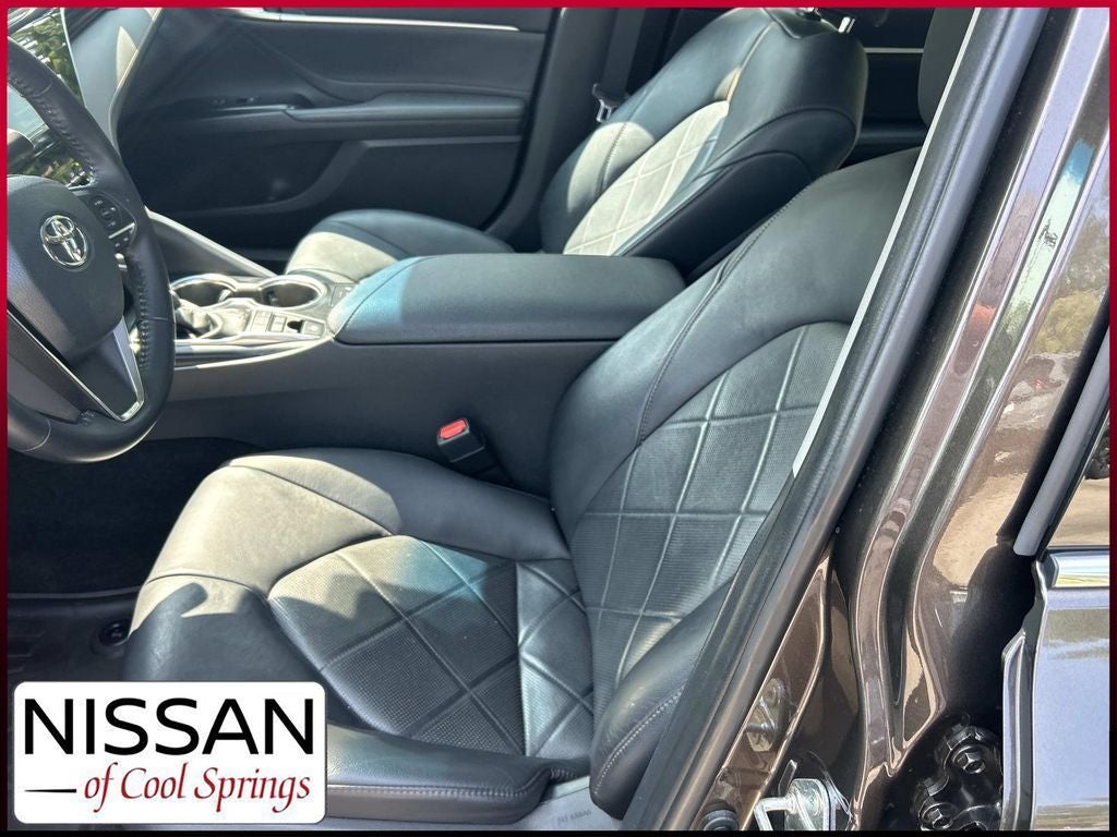 2018 Toyota Camry Hybrid XLE