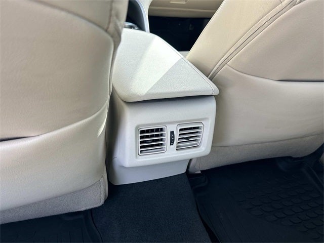 2018 Toyota Camry Hybrid XLE