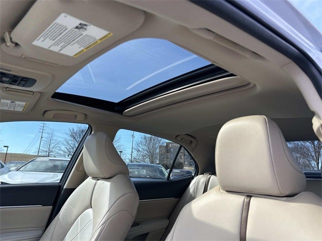 2018 Toyota Camry Hybrid XLE