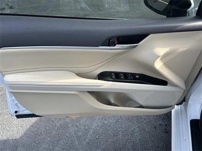 2018 Toyota Camry Hybrid XLE