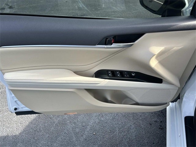 2018 Toyota Camry Hybrid XLE