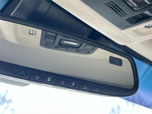 2018 Toyota Camry Hybrid XLE