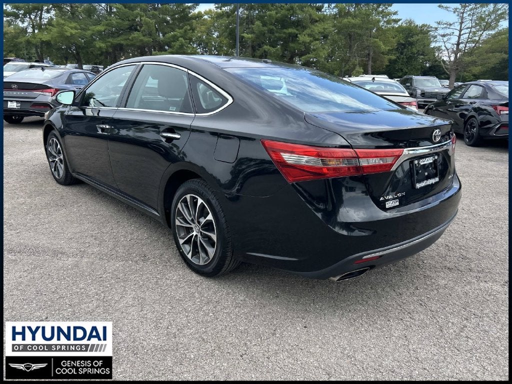 2018 Toyota Avalon XLE