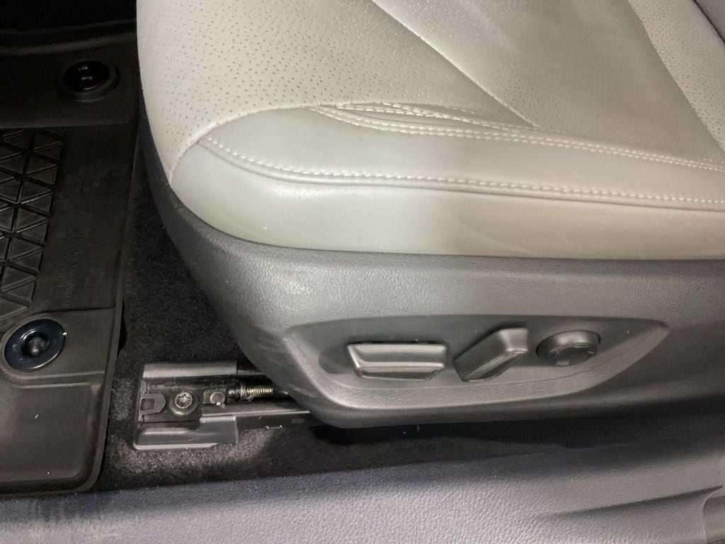 2020 Toyota Avalon Hybrid Limited