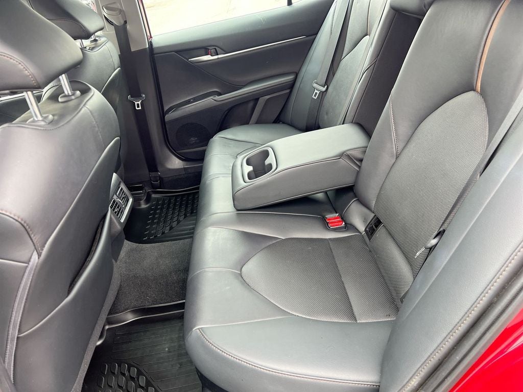 2020 Toyota Camry Hybrid Hybrid XLE