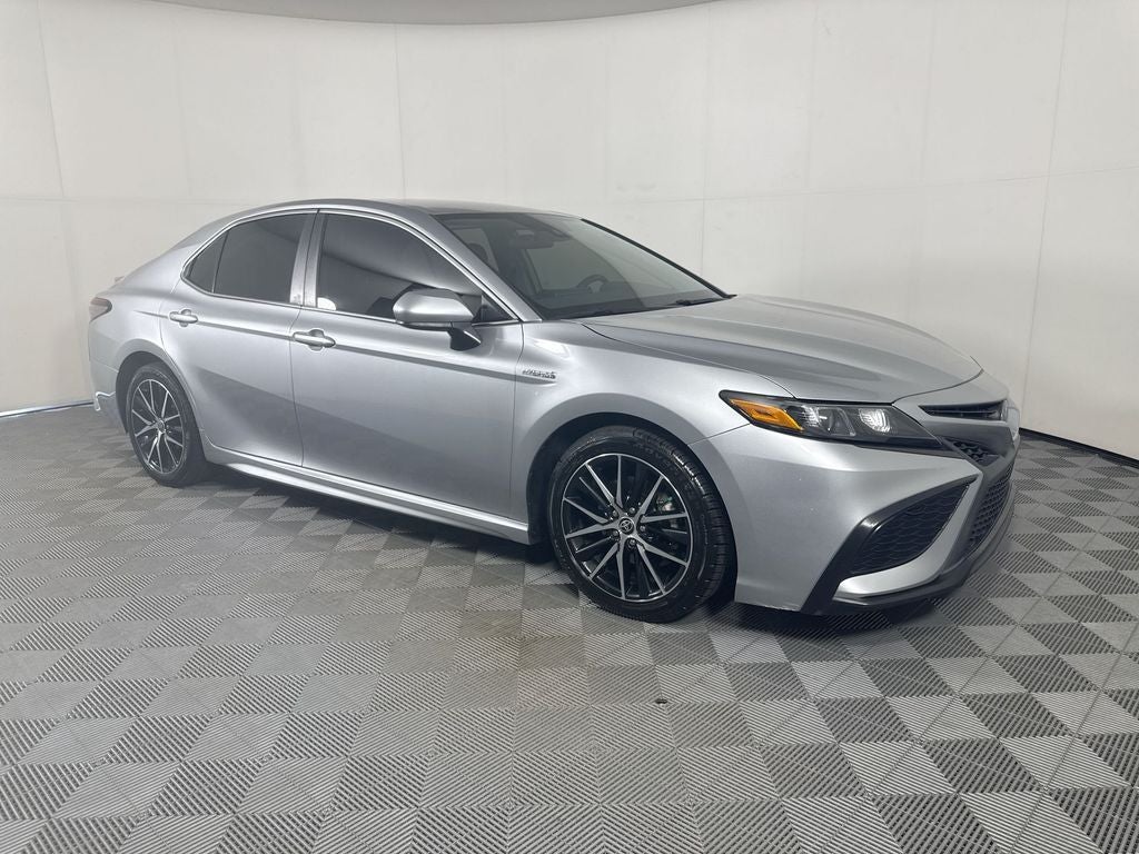 2021 Toyota Camry Hybrid SE