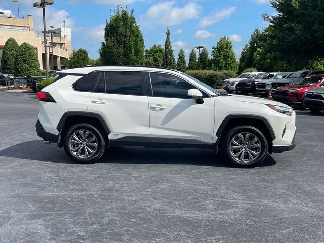 2022 Toyota RAV4 Hybrid XLE Premium