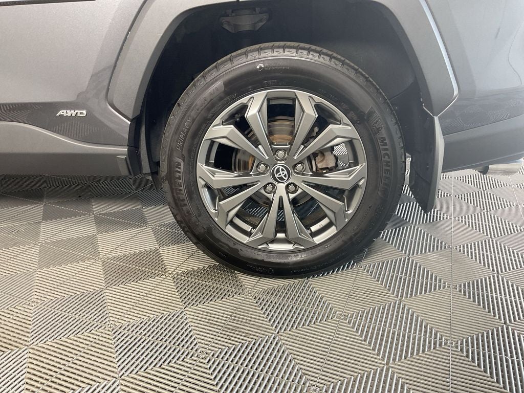 2022 Toyota RAV4 Hybrid XLE Premium