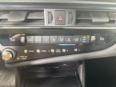 2022 Lexus ES 350