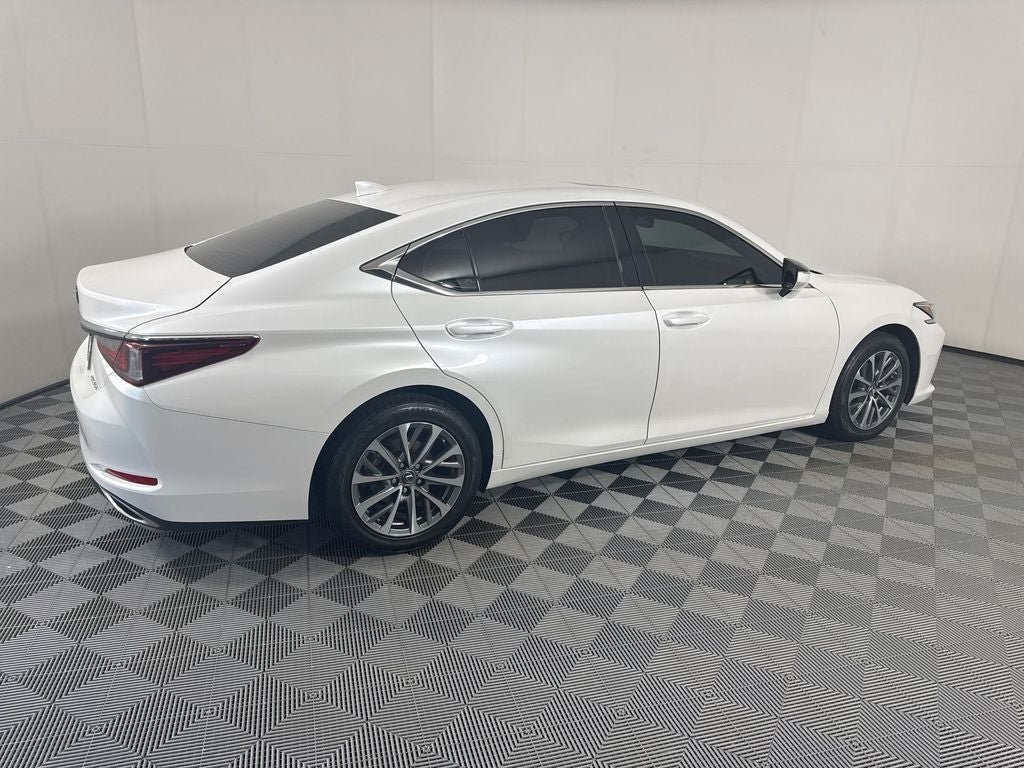 2022 Lexus ES 350