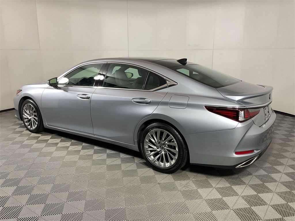 2022 Lexus ES 350 Ultra Luxury