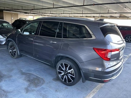 2021 Honda Pilot Touring 8 Passenger