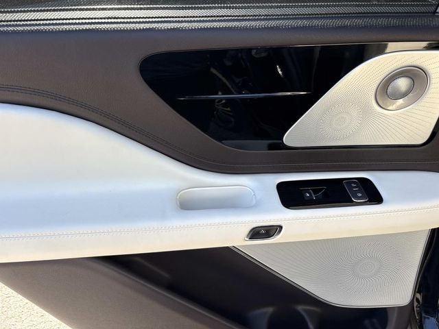 2023 Lincoln Aviator Black Label