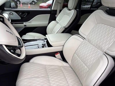 2024 Lincoln Aviator Black Label