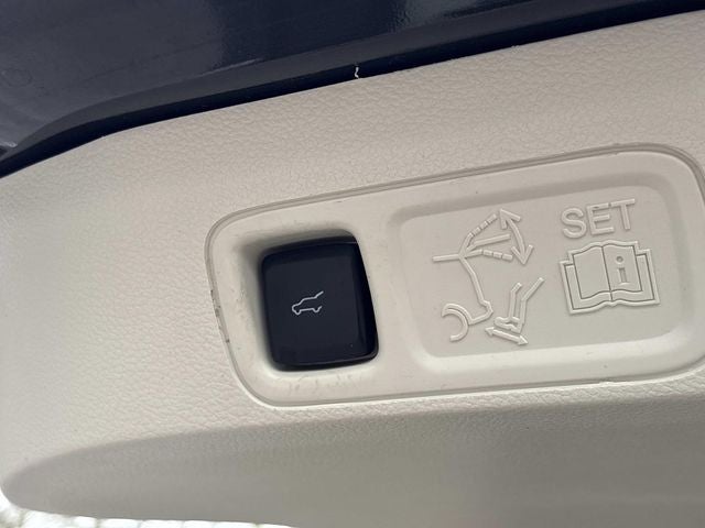 2022 Lincoln Navigator Black Label