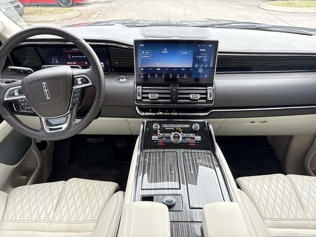 2022 Lincoln Navigator Black Label