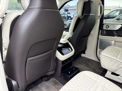 2022 Lincoln Navigator Black Label