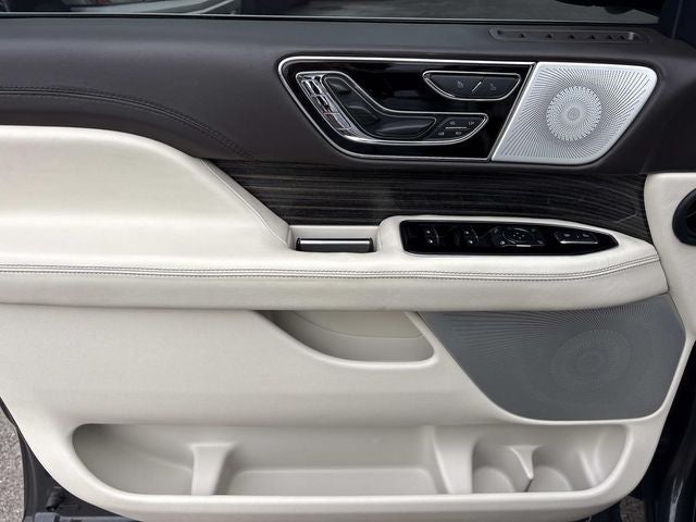 2022 Lincoln Navigator Black Label