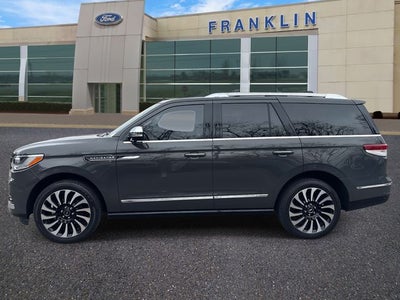 2022 Lincoln Navigator Black Label