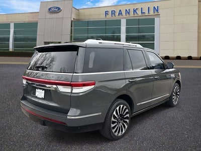 2022 Lincoln Navigator Black Label