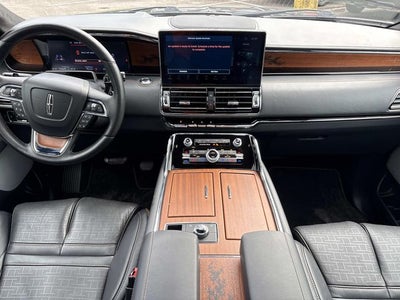 2024 Lincoln Navigator L Black Label