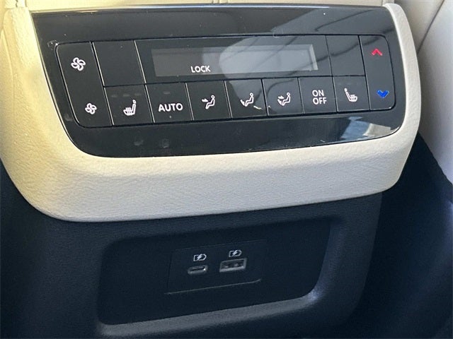 2025 INFINITI QX60 LUXE