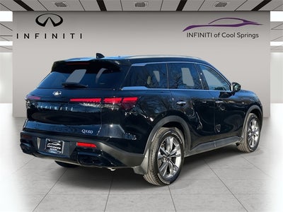 2025 INFINITI QX60 LUXE