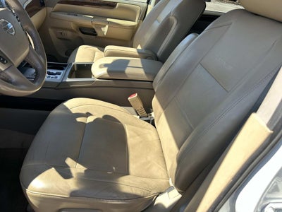2013 Nissan Armada Platinum