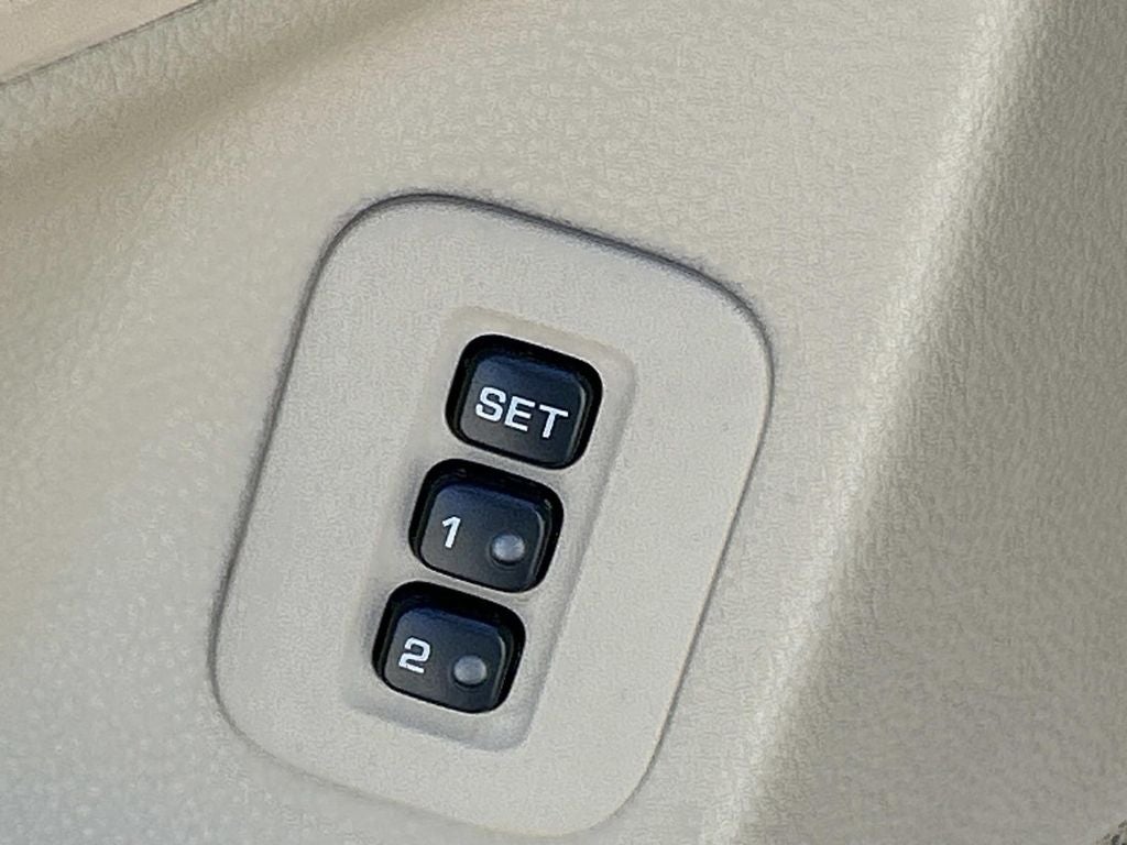 2013 Nissan Armada Platinum