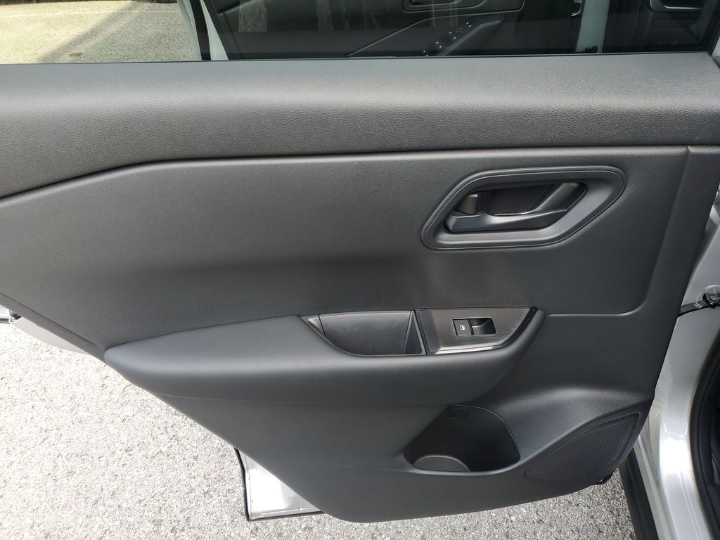 2025 Nissan Rogue S