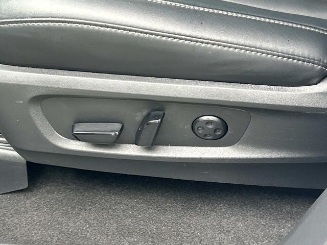 2023 INFINITI QX60 PURE